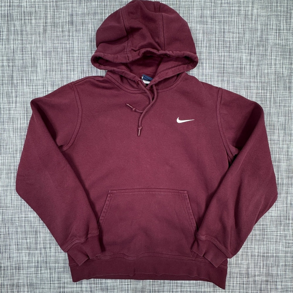 Nike Club Fleece Hoodie Mens Medium Burgundy Pullover Embroidered Swoosh Cotton
